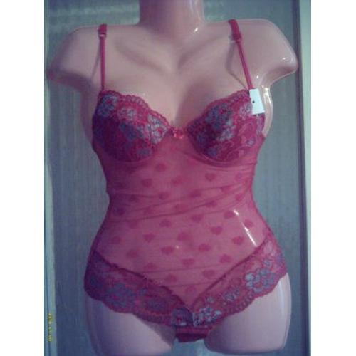 Body Sexy, Fuchsia & Bleu- Gris, T: 46/ 105b. Marque: Yes Miss 