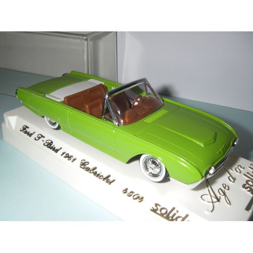 Miniature Ford Thunderbird 1961 Cabriolet Solido-Solido