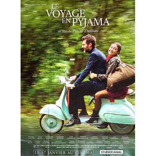 Le Voyage En Pyjama - Affiche Originale De Cinéma - Format 120x160 Cm - Un Film De Pascal Thomas Avec Alexandre Lafaurie, Constance Labbé, Lolita Chammah, Barbara Schulz, Anouchka Delon - Année 2024