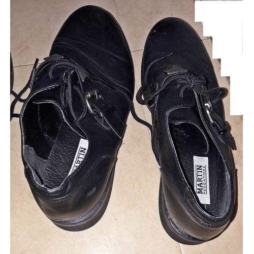 Lot De Deux Chaussures De Ville En Cuir Martin Pescatore Taille 40 ..