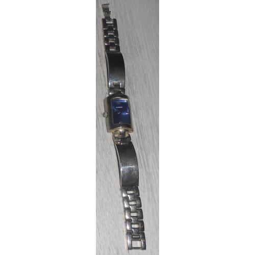 montre femme metal yves rocher fond bleu