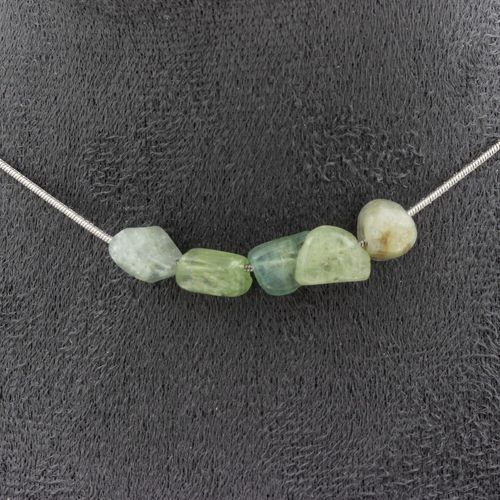 Collier 5 Perles Cyanite Verte Du Brésil. Chaine En Acier Inoxydable Collier Femmes, Hommes. Taille Personnalisable.