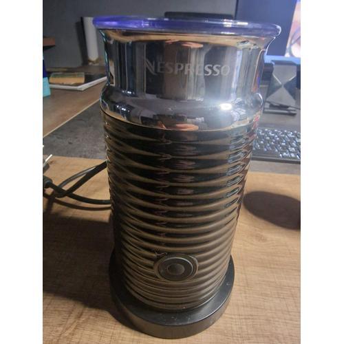 Nespresso Aeroccino 3 - Mousseur à lait - 240 ml - Noir