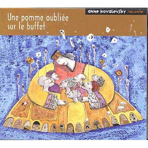 Une Pomme Oubliée Sur Le Buffet