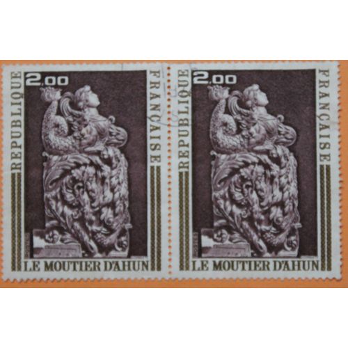 2 Timbres Oblitérés  : Boiseries Du Moutier D'ahun 