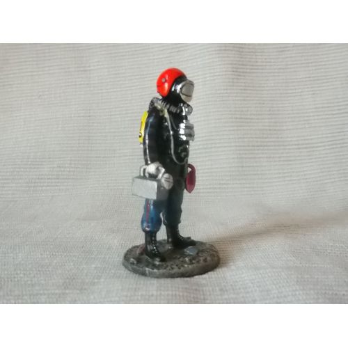 Figurine Pompier  Tenue De Feu Grep Paris 1978-Delprado