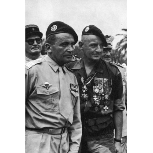 Guerre D'algèrie - Les Colonels Godard Et Bigeard