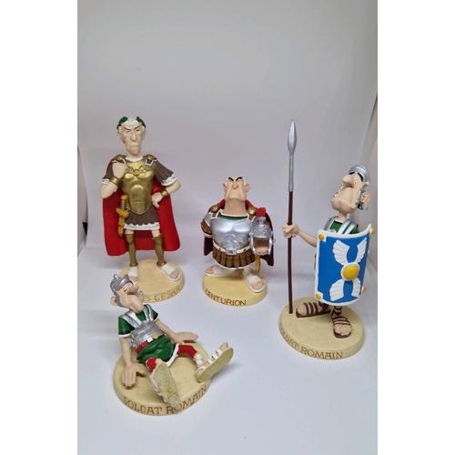 Figurines Asterix Et Obelix. Jules César, Centurion (Complet), 2 Soldats Romain. Éditions Albert René, Collection Plastoy 2000