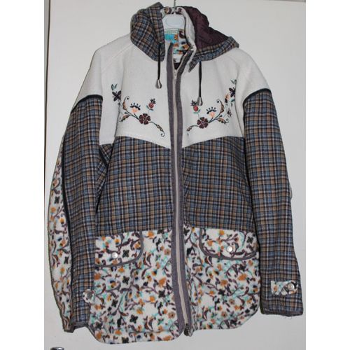Manteau Harbour City