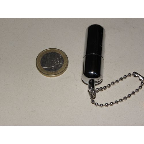 Mini Briquet Rond Tempete A Petrole - Argente