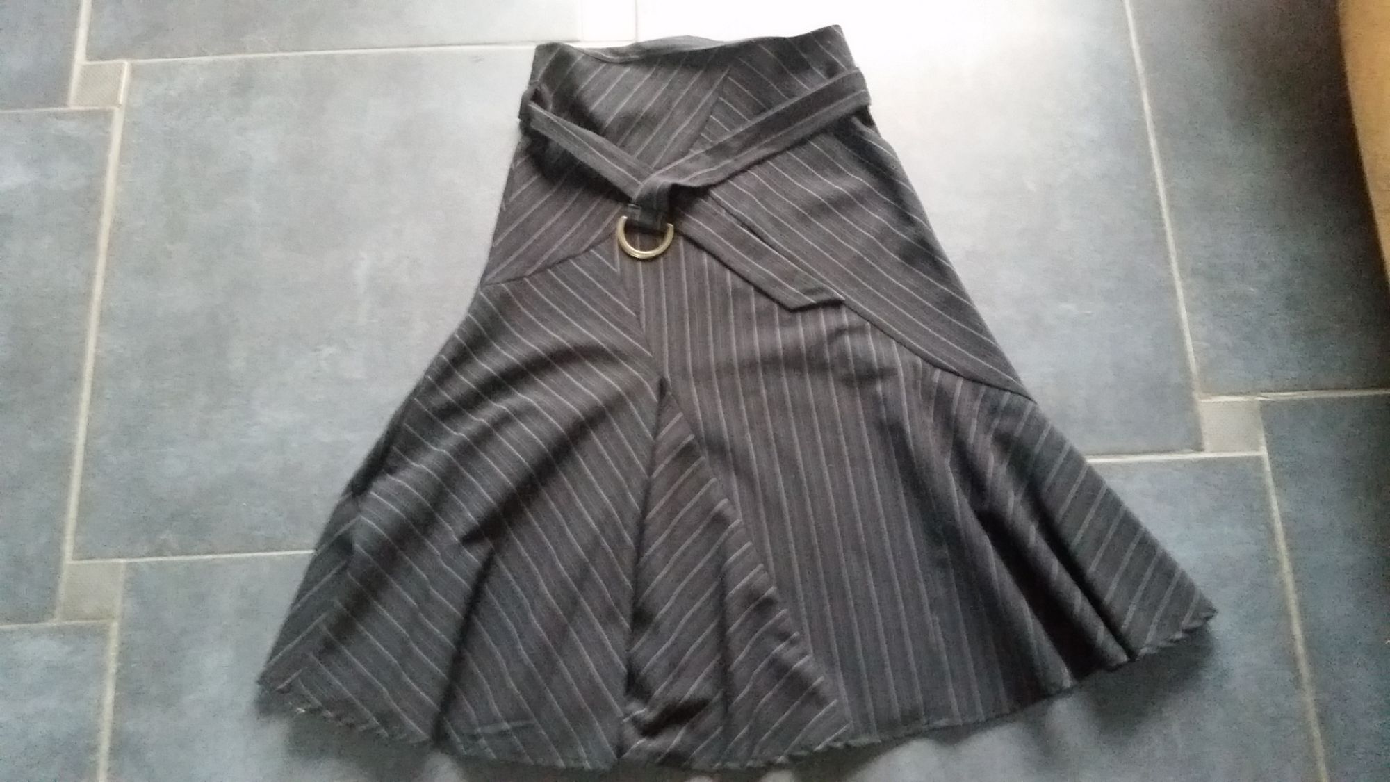 Jupe Longue 1.2.3 Noir Et Rose Avec Ceinture Asssortie Taille 36