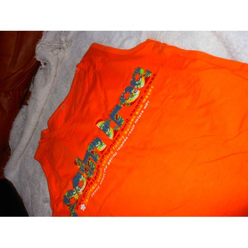 Débardeur Orange ?