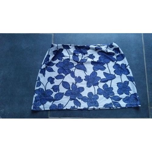 Jupe Courte Motif Fleur Bleue Et Tissu Pailleté