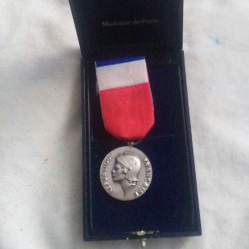 Médaille Ministère De La Défense 1988