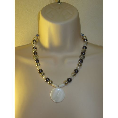 Collier N° 88 Noir Et Blan