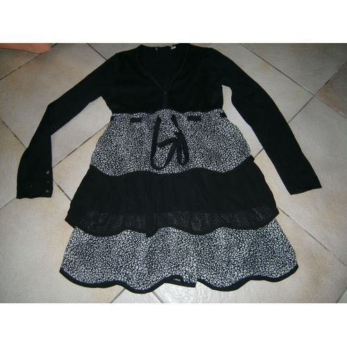 Robe Femme Noire Motifs Gris A Volants Taille S Marque Ddp