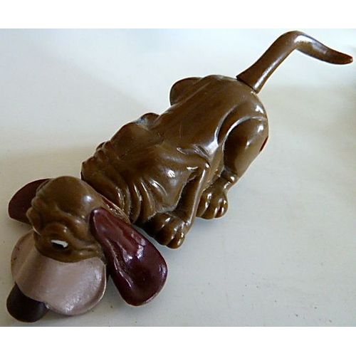 Basset (12cm) Droit Venu Du Studio Disney! 