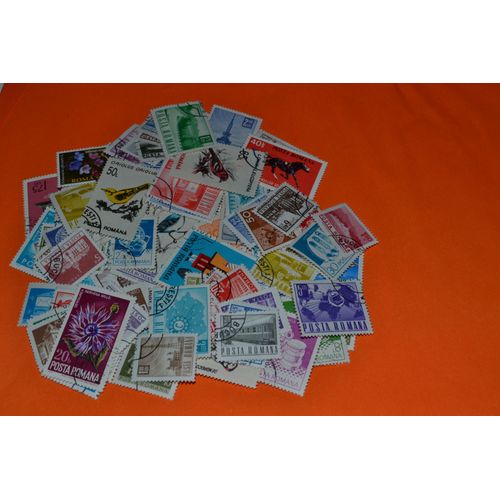 Lot De 110 Timbres De Roumanie