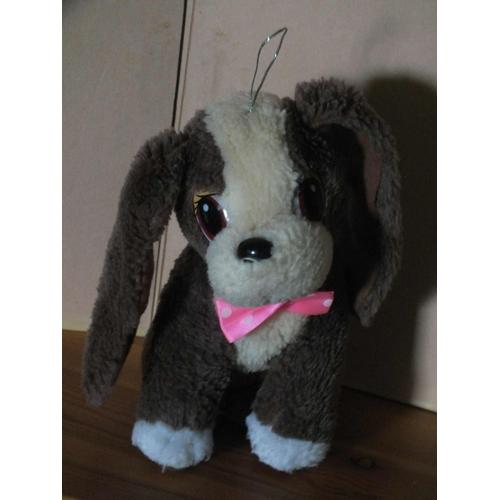 Chien Peluche À Accrocher