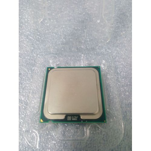 Processeur CPU Intel Core 2 Duo E4500 2.2Ghz 2Mo 800Mhz Socket LGA775 SLA95 Pc