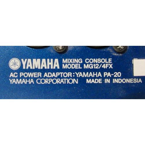 Console de mixage analogique Yamaha.