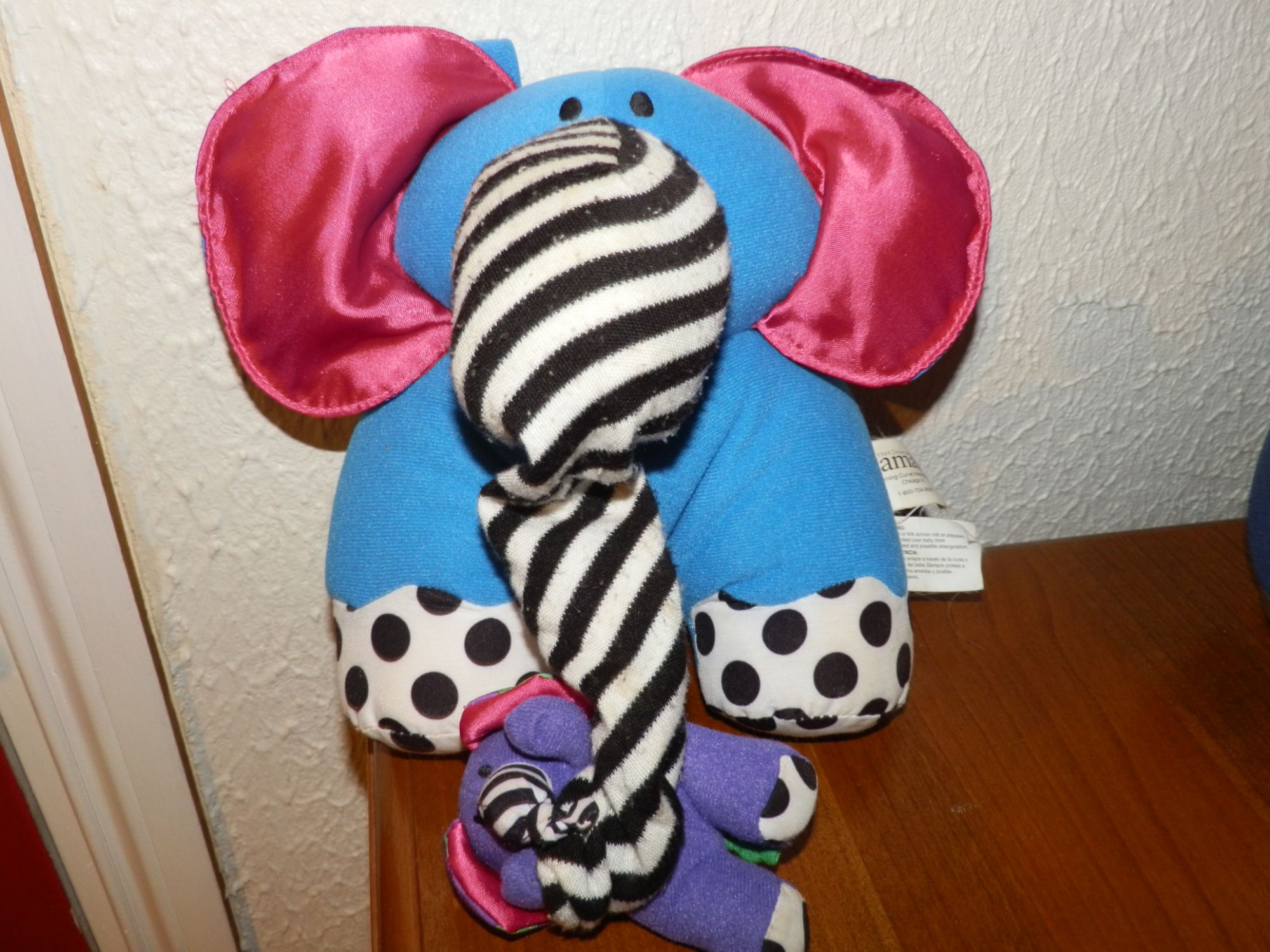 Grosse Peluche Musicale Elephant Et Son Bebe Marque Lamaze 22 Cm Rakuten