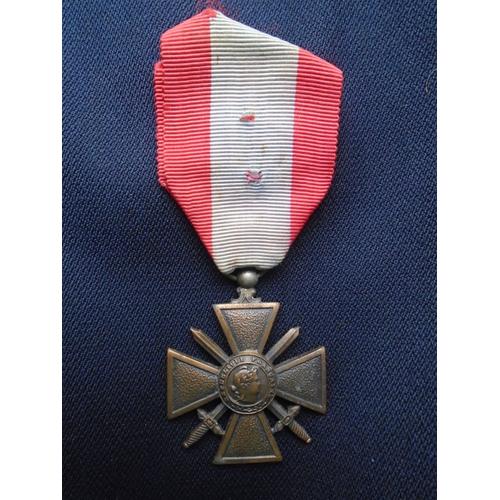 Croix De Guerre Toe