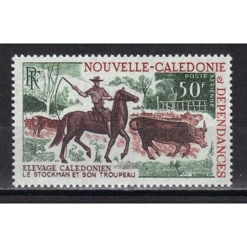 Nouvelle-Caledonie Poste Aerienne 1969 : Elevage Bovin - Timbre 50 F. Brun-Rouge, Vert Foncé Et Violet-Brun Neuf ** Cote 7 