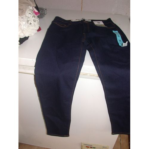 Jean Elasthanne 38 Bleu Neuf Etiqueté