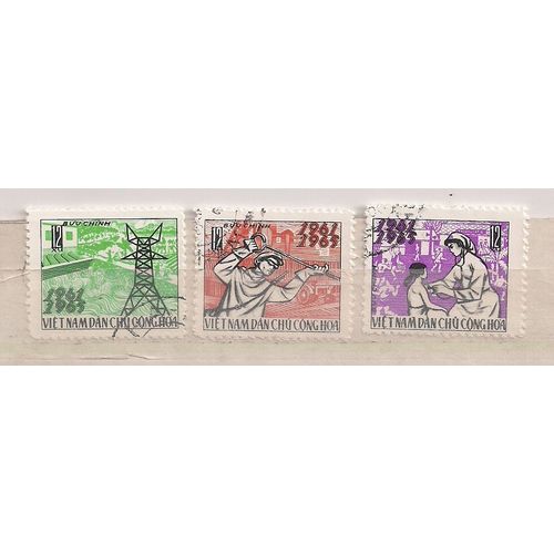 Vietnam - 3 Timbres Oblitérés- Premiers Résultats Du 1er Plan Quinquénal