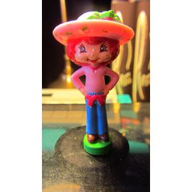 Figurine Mini Charlotte Aux Fraisesa La Plage