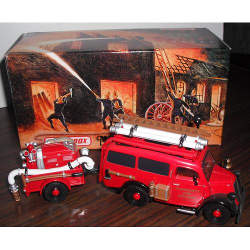 Models Of Yesterday - Fire Engine Series - Ford E83w Van - 1950 --Matchbox