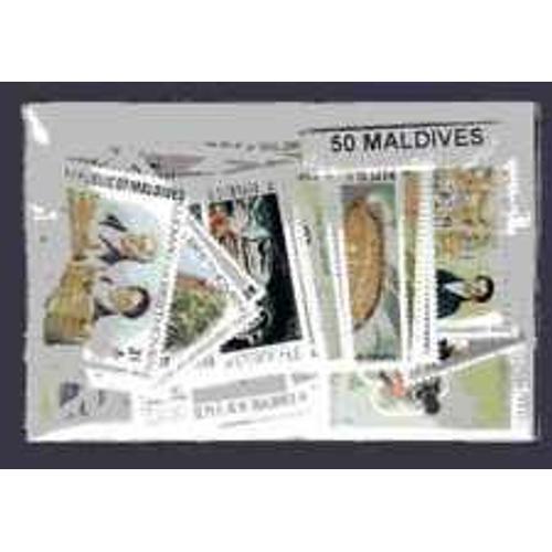 Maldives 50 Timbres Differents Obliteres