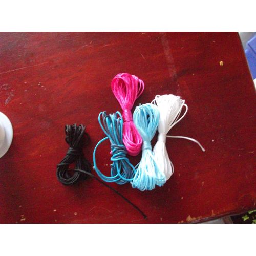 Un Mélange De Fil De Coton De Plusieurs Couleur De 5m