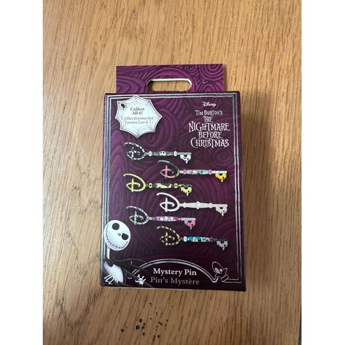 Pin's Clé Surprise Mr Jack Disney Neuf