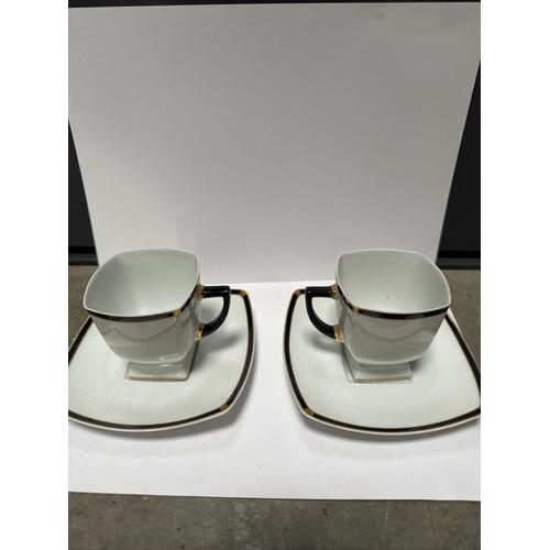 Jl Coquet Prelude - Lot De 2 Tasses À Café Avec Soucoupe - Porcelaine De Limoge.1 Des 2 Tasses Est Légèrement Abîmée (Voir Photo) Sinon Le Reste Est En Très Bon État