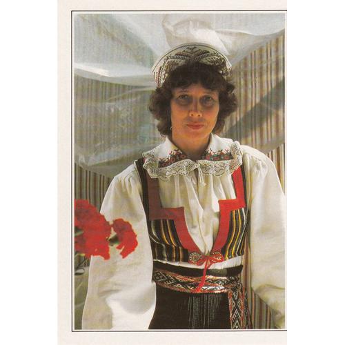 U.R.S.S., " Estonie, Femme En Costume À Tallin ".