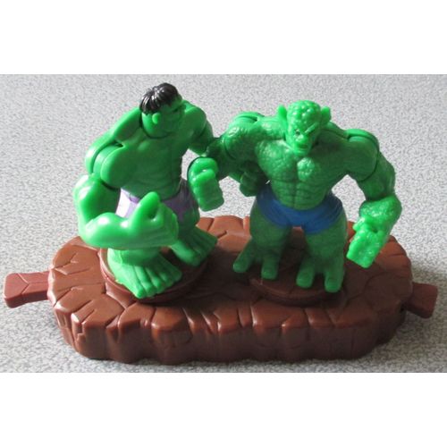 Deux Figurines Hulk Marvel Avec Socle De Combat - Jouet Mcdonald's 2008