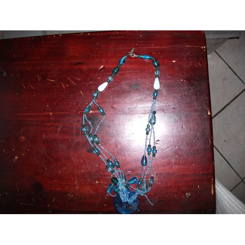 Collier De Perles Bleu Et Vert