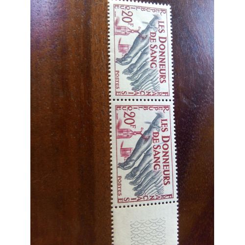 Timbres Neufs Les Donneurs De Sang 20 F Lilas Rose Et Gris 