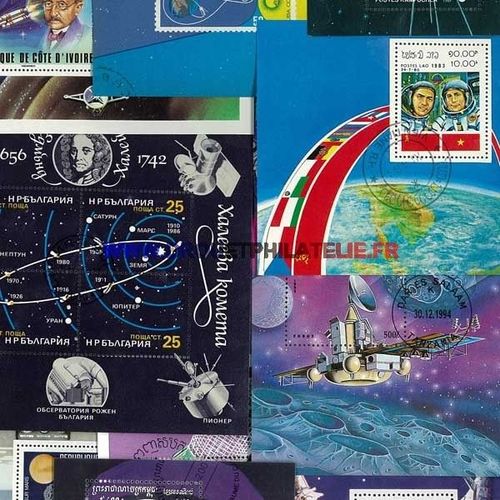 Cosmos100 Blocs Feuillets Differents Obliteres