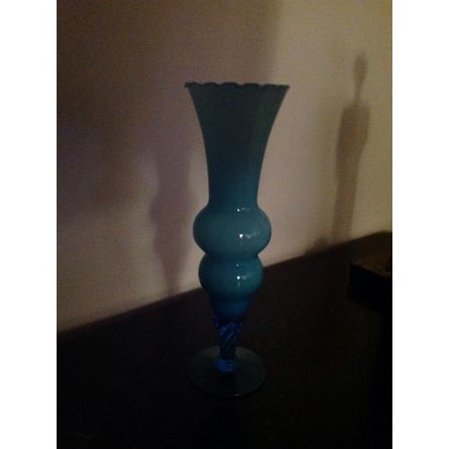 Vase Bleu Opaline