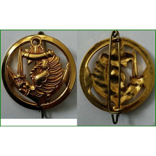 Insigne De Béret, T.A.P. T.D.M, Cerclé
