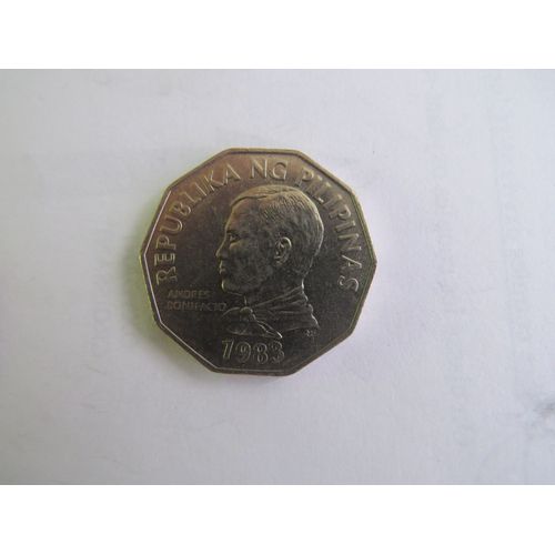 2 Peso Philippines Bonifacio