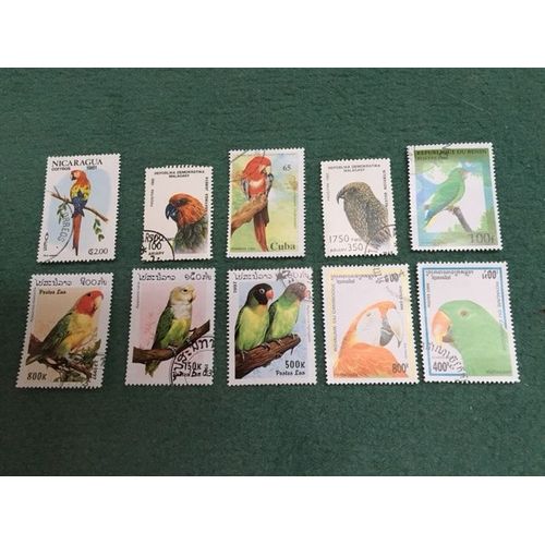 Lot De 10 Timbres Oblitérés Oiseaux (Psittacidés)