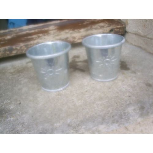 Pot En Métal