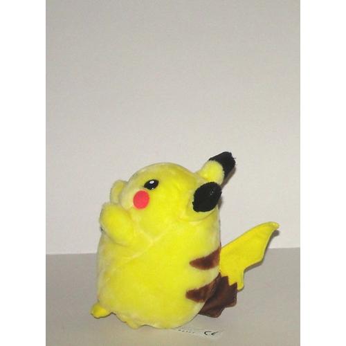 Pokémon-Peluche Pikachu sonore et lumineuse 30 cm Bandai : King