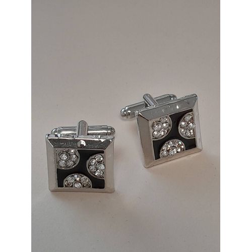 Boutons De Manchettes En Forme De Carré Avec Incrustations De Couleurs Argentée Et Noire Pour Du Style