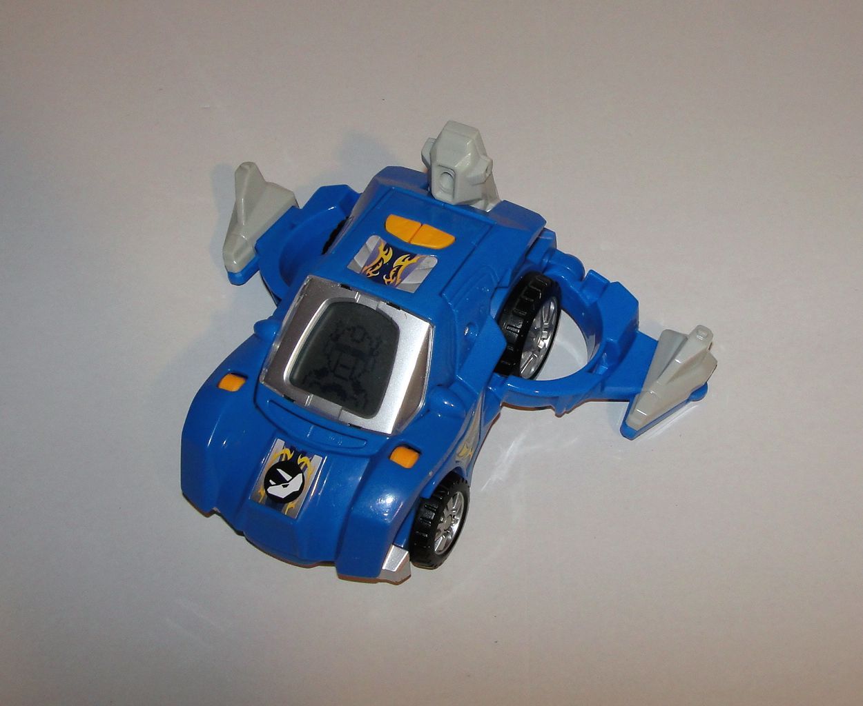 Vtech - Switch & Go Dinos - Kiops le Tricératops (bleu) - Voitures - Rue du  Commerce