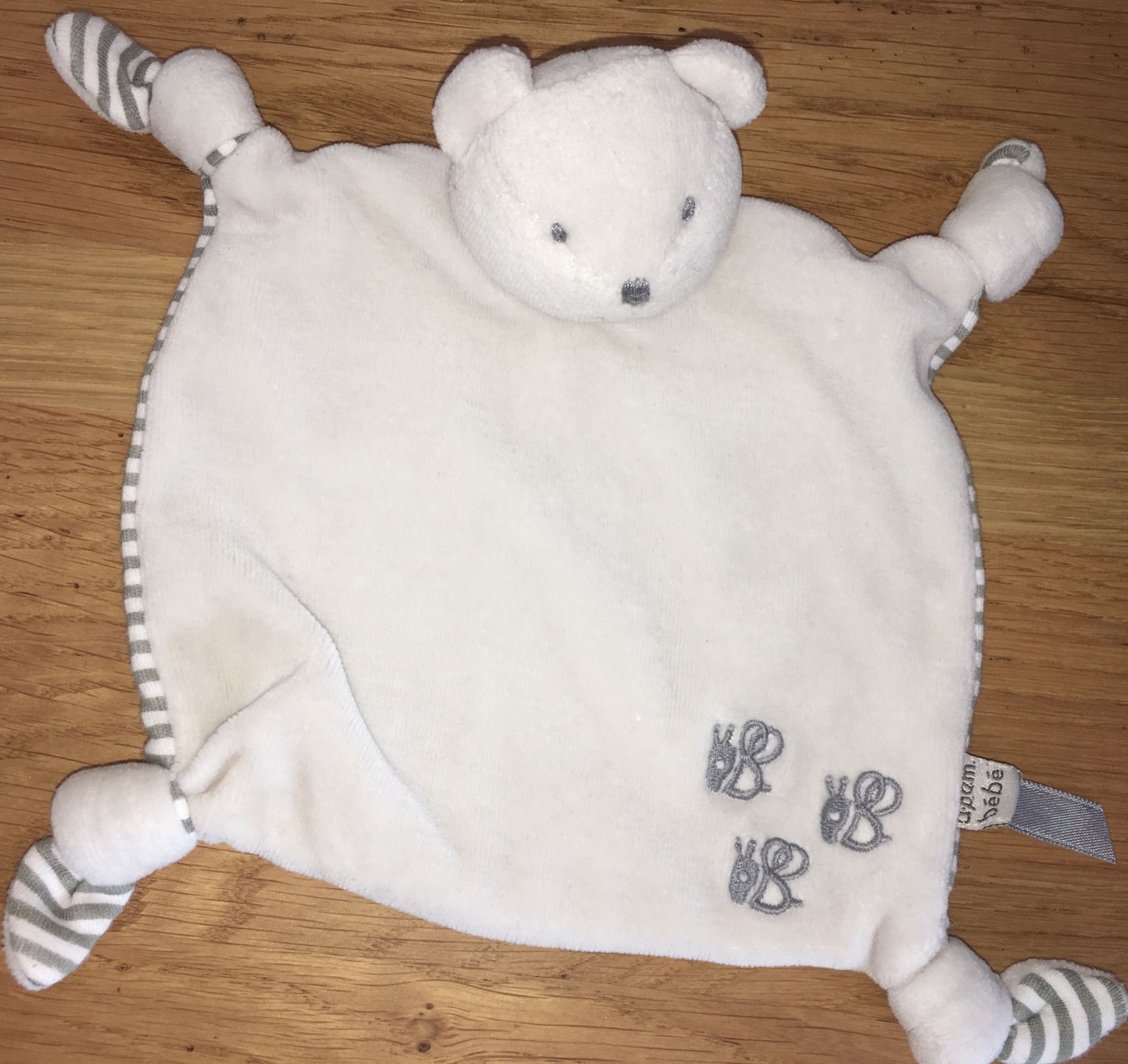 Doudou Ours Blanc Gris Rayé Dpam Bébé Ourson Plat Du Pareil Au Meme 